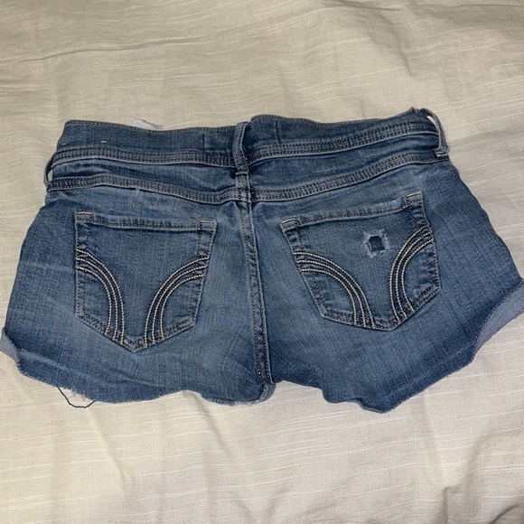 Hollister shorts - Picture 2 of 2